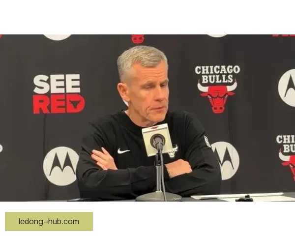 公牛主帅多诺万或将离任 深陷家庭与球队双重困境 公牛主帅多诺万或将离任 深陷家庭与球队双重困境